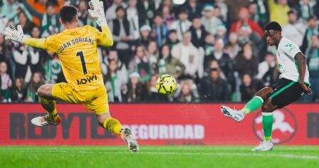 El Racing se adelantó en el marcador.