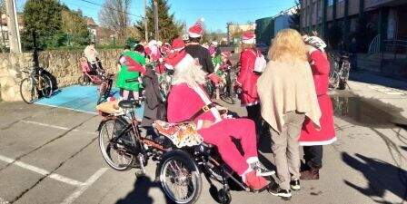 Participantes antes de la salida. R.A.