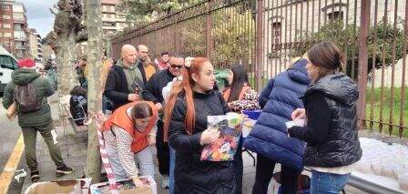 Recogida de uvas y bolsas de fiesta. R.A.