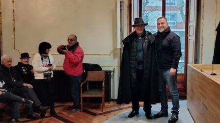 Un momento de la entrega de las capas. R.A.