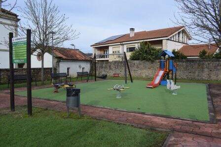 Estado del parque infantil.