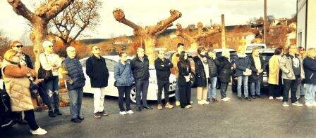 Vecinos en el acto. R.A.