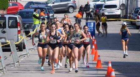 Corredoras féminas en la prueba.