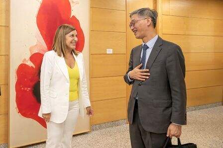 Encuentro con China.
