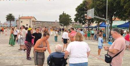 Vecinos en las Fiestas del barrio. Dori Cámara