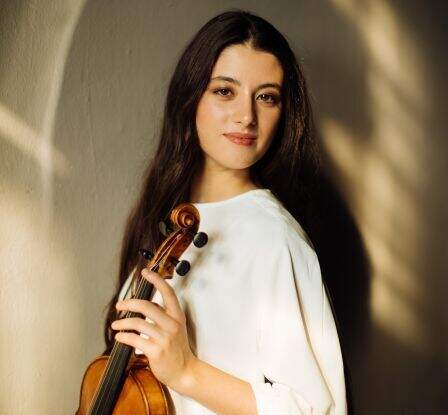 Maria Duenas. Xenia Zasetskaya