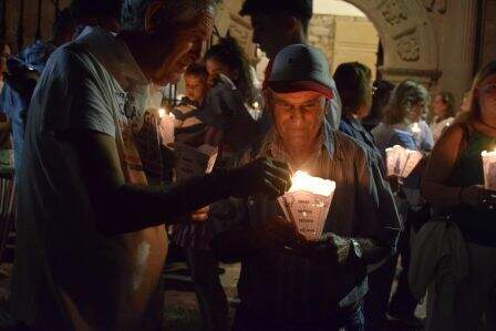 Participantes en la Procesión de la Luz.